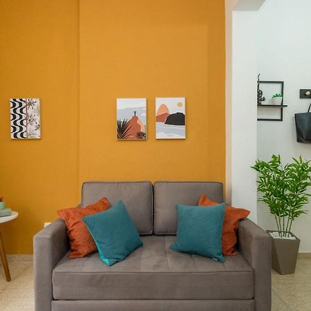 Conforto E Relax, Caminhando Para A Praia De Copacabana, Quarto E Sala, Completo, Com Wi Fi, Cozinha, Ar Condicionado Rio de Janeiro Buitenkant foto