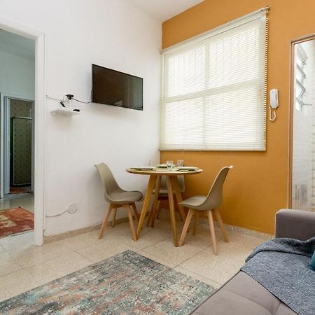 Conforto E Relax, Caminhando Para A Praia De Copacabana, Quarto E Sala, Completo, Com Wi Fi, Cozinha, Ar Condicionado Rio de Janeiro Buitenkant foto