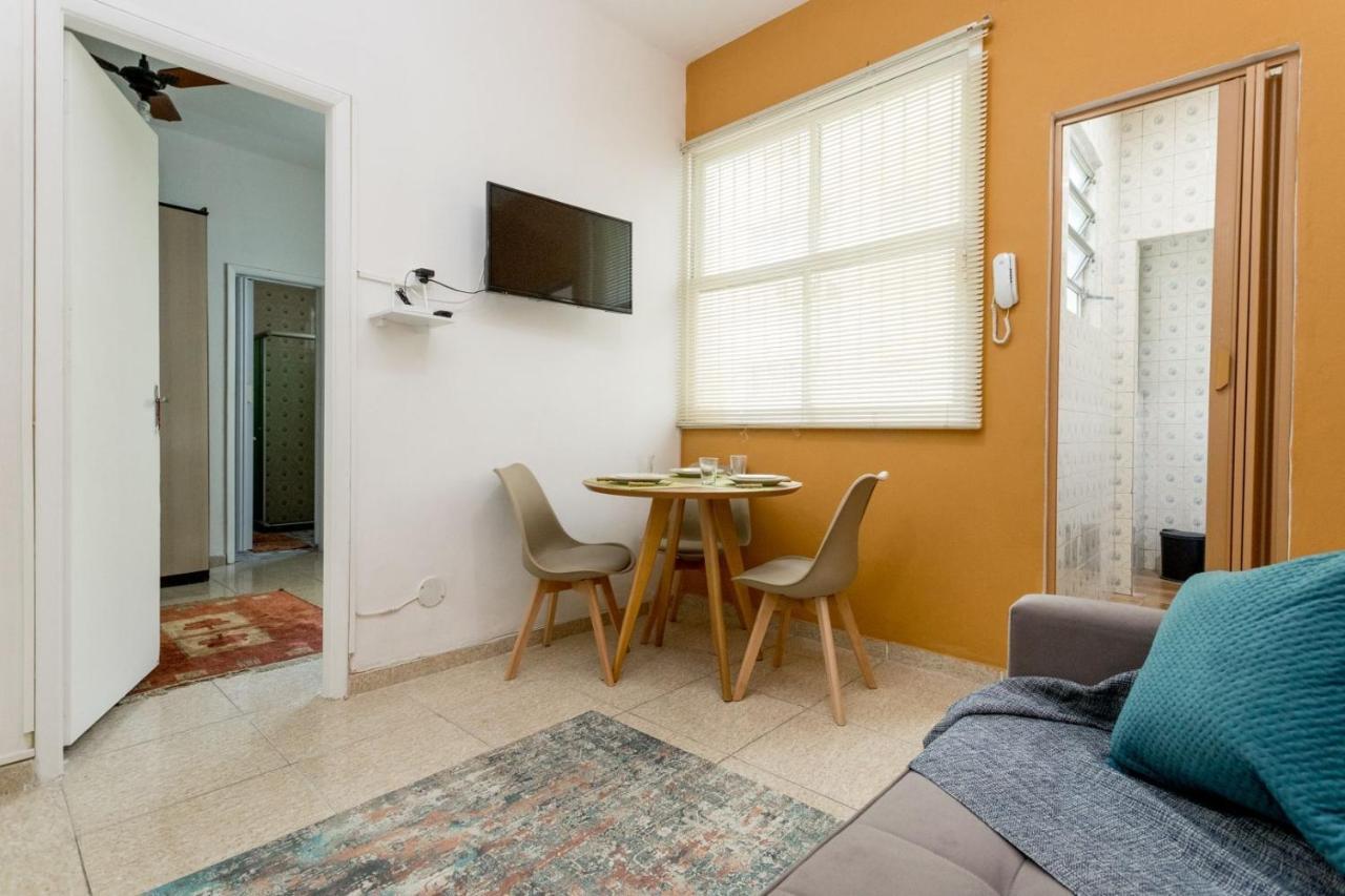 Conforto E Relax, Caminhando Para A Praia De Copacabana, Quarto E Sala, Completo, Com Wi Fi, Cozinha, Ar Condicionado Rio de Janeiro Buitenkant foto