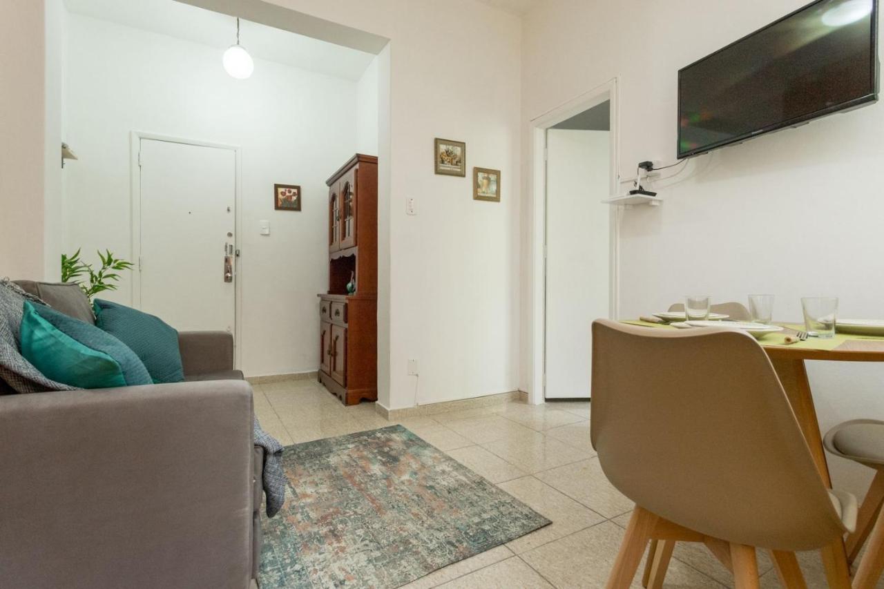 Conforto E Relax, Caminhando Para A Praia De Copacabana, Quarto E Sala, Completo, Com Wi Fi, Cozinha, Ar Condicionado Rio de Janeiro Buitenkant foto