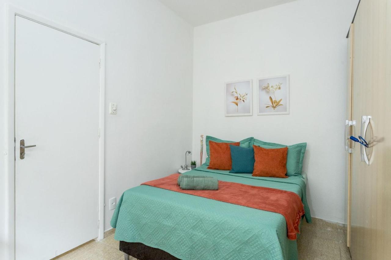 Conforto E Relax, Caminhando Para A Praia De Copacabana, Quarto E Sala, Completo, Com Wi Fi, Cozinha, Ar Condicionado Rio de Janeiro Buitenkant foto