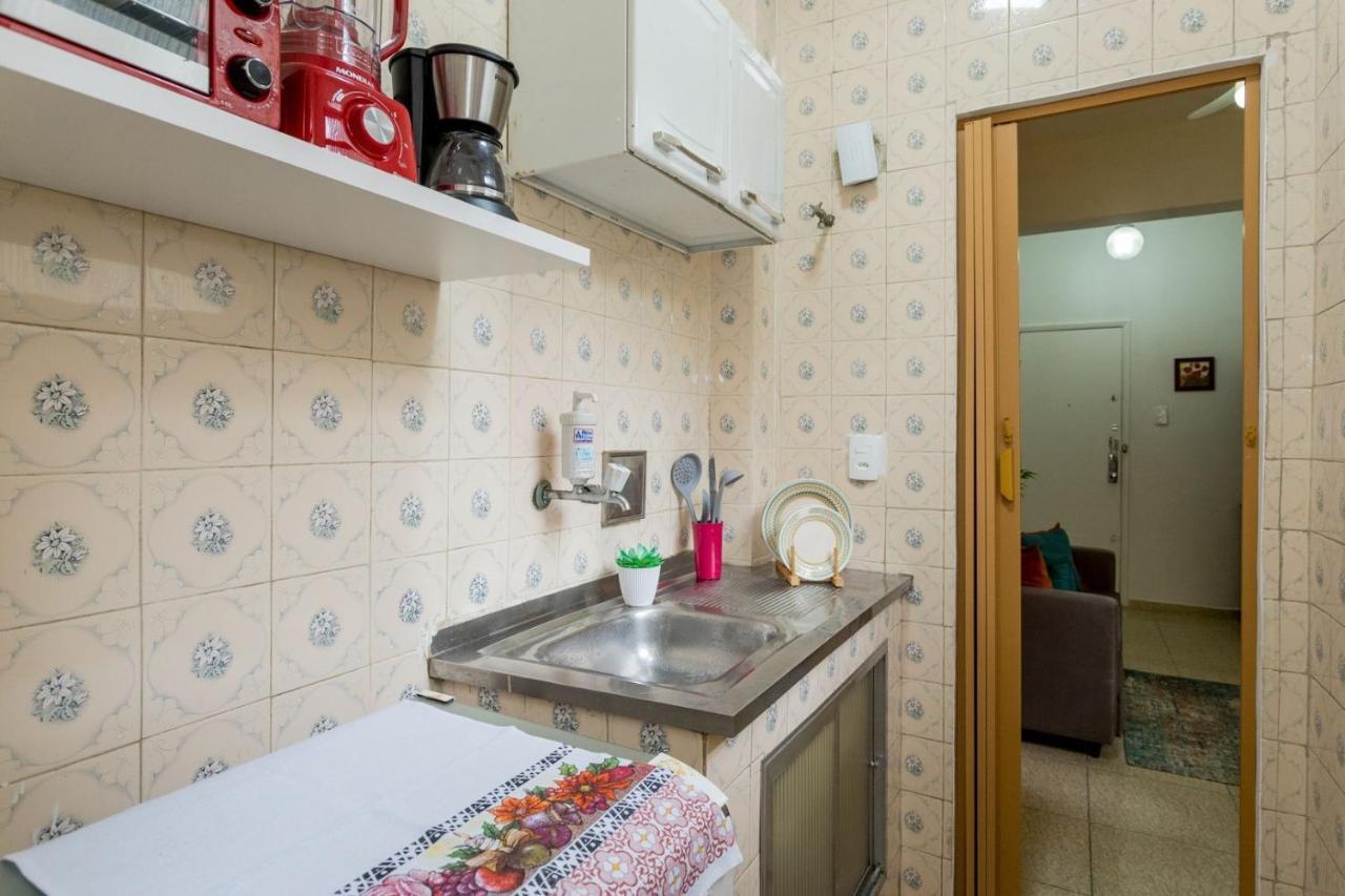 Conforto E Relax, Caminhando Para A Praia De Copacabana, Quarto E Sala, Completo, Com Wi Fi, Cozinha, Ar Condicionado Rio de Janeiro Buitenkant foto