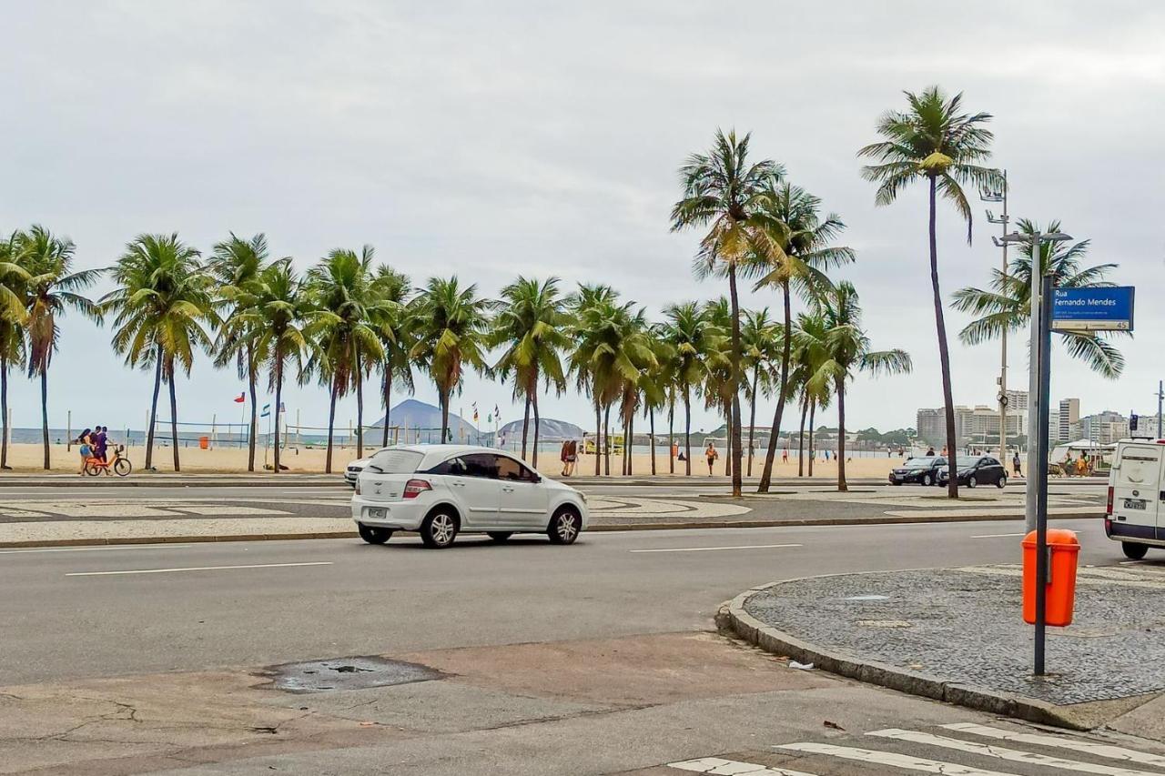 Conforto E Relax, Caminhando Para A Praia De Copacabana, Quarto E Sala, Completo, Com Wi Fi, Cozinha, Ar Condicionado Rio de Janeiro Buitenkant foto